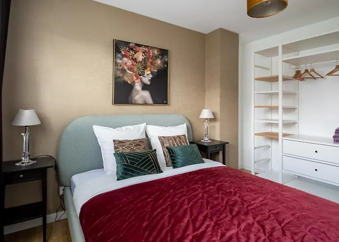 La Fee - Jolie Maison Avec Jardin - Plage A 700 M